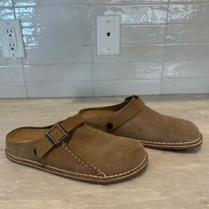Birkenstock Lutry Suede Clog